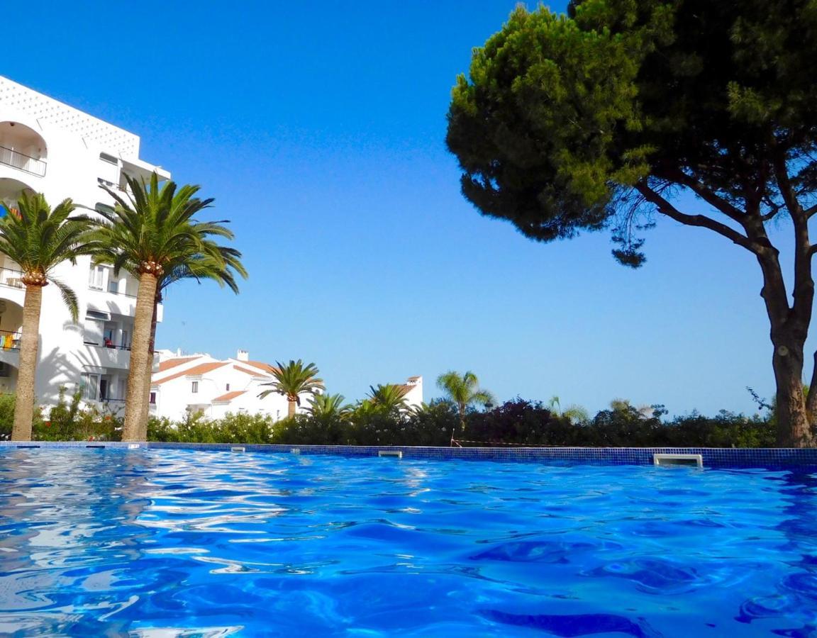 Modern Apartment Stunning Sea Views And Pool Nerja Exterior photo