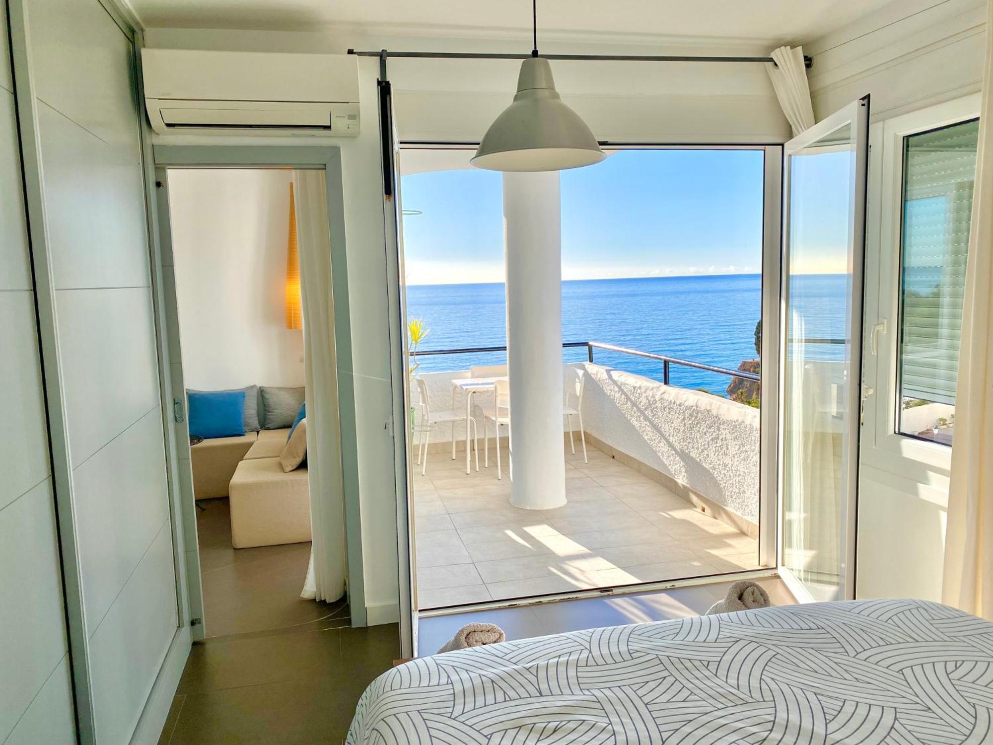 Modern Apartment Stunning Sea Views And Pool Nerja Exterior photo
