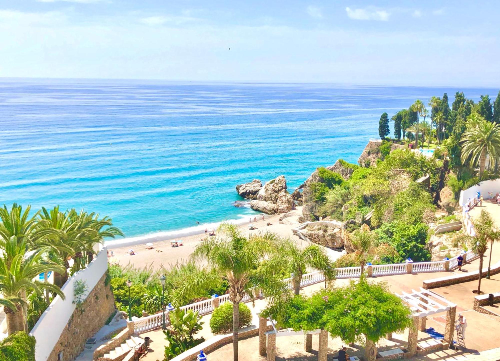Modern Apartment Stunning Sea Views And Pool Nerja Exterior photo